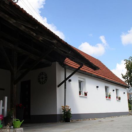 Ferienwohnung Kleines Haeuschen Zum Wohlfuehlen Balingen Exterior foto